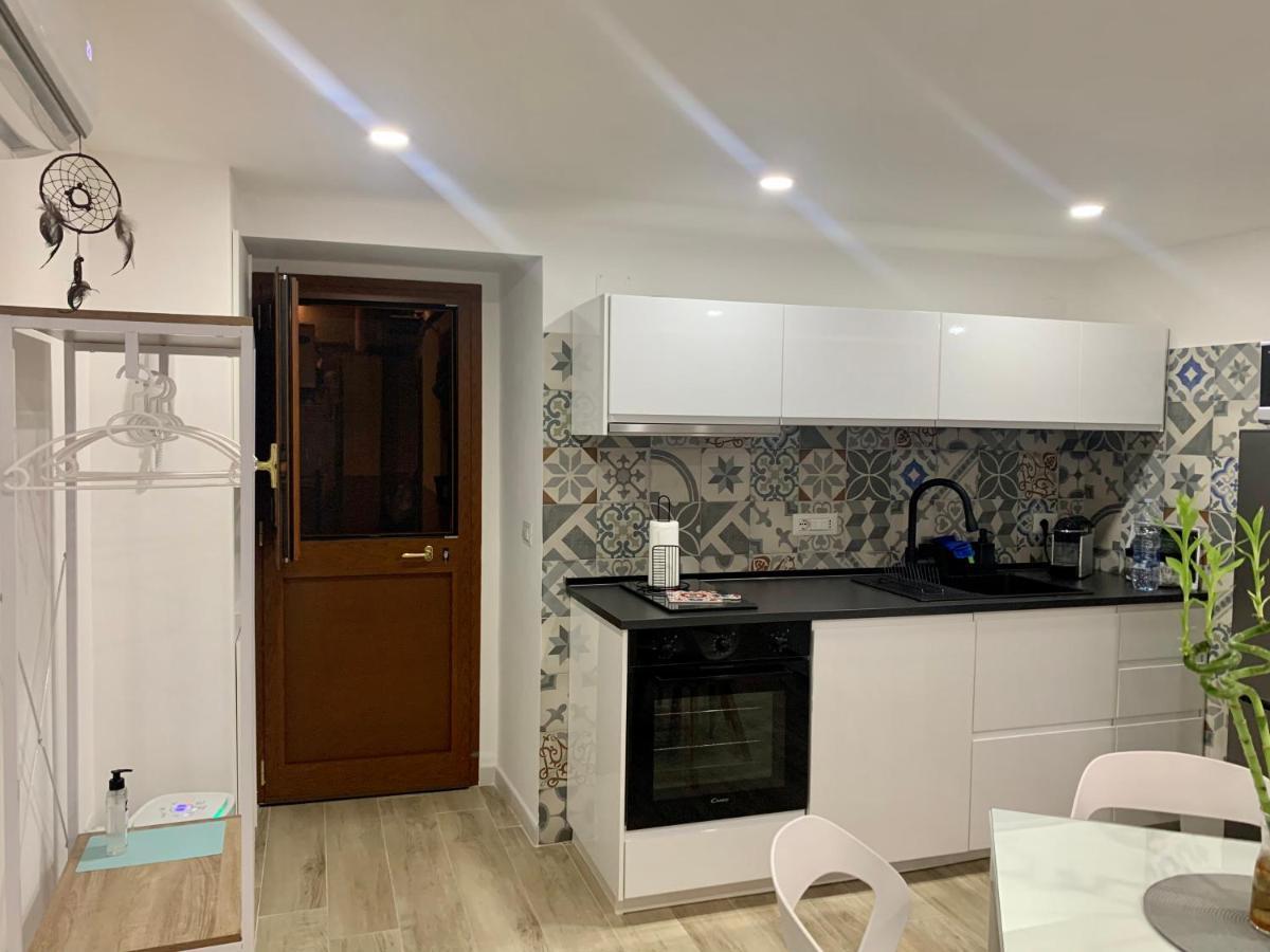 Apartamento La Casetta Ai Gradoni Di Chiaia Nápoles